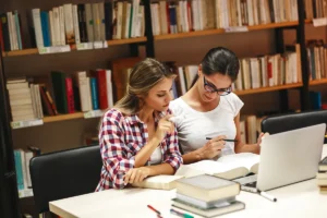 L'Istituto "Silvio Pellico" offre la possibilità di frequentare il doposcuola didattico digitale a Roma per bambini e ragazzi BES.