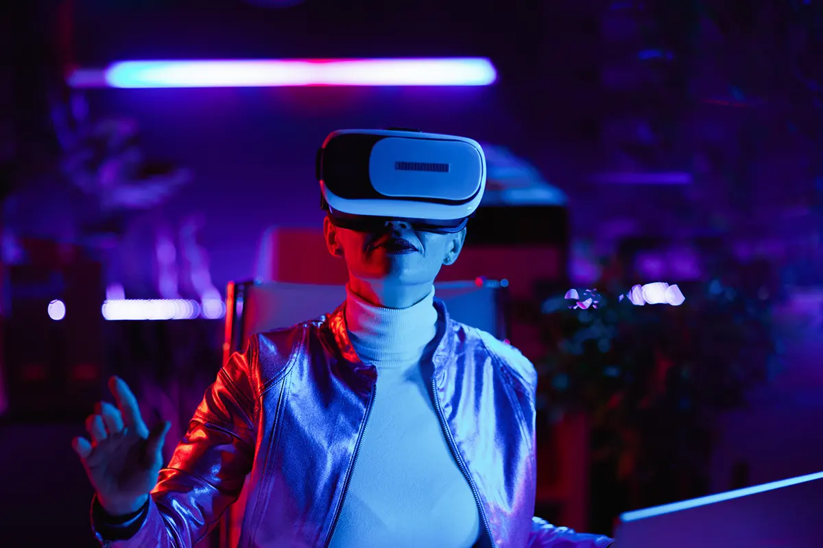 Con il corso sul Metaverso vogliamo fornire le competenze necessarie per capire la nuova tecnologia ed orientarsi nella realtà virtuale tridimensionale.