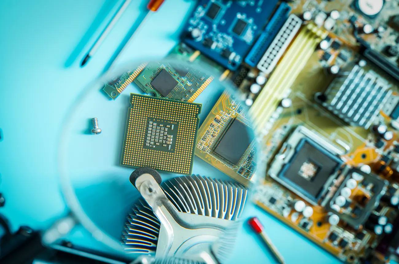 L'istituto di Elettronica e Elettrotecnica a Roma del "Silvio Pellico" è la risposta alle esigenze del mondo del lavoro in campo elettronico.