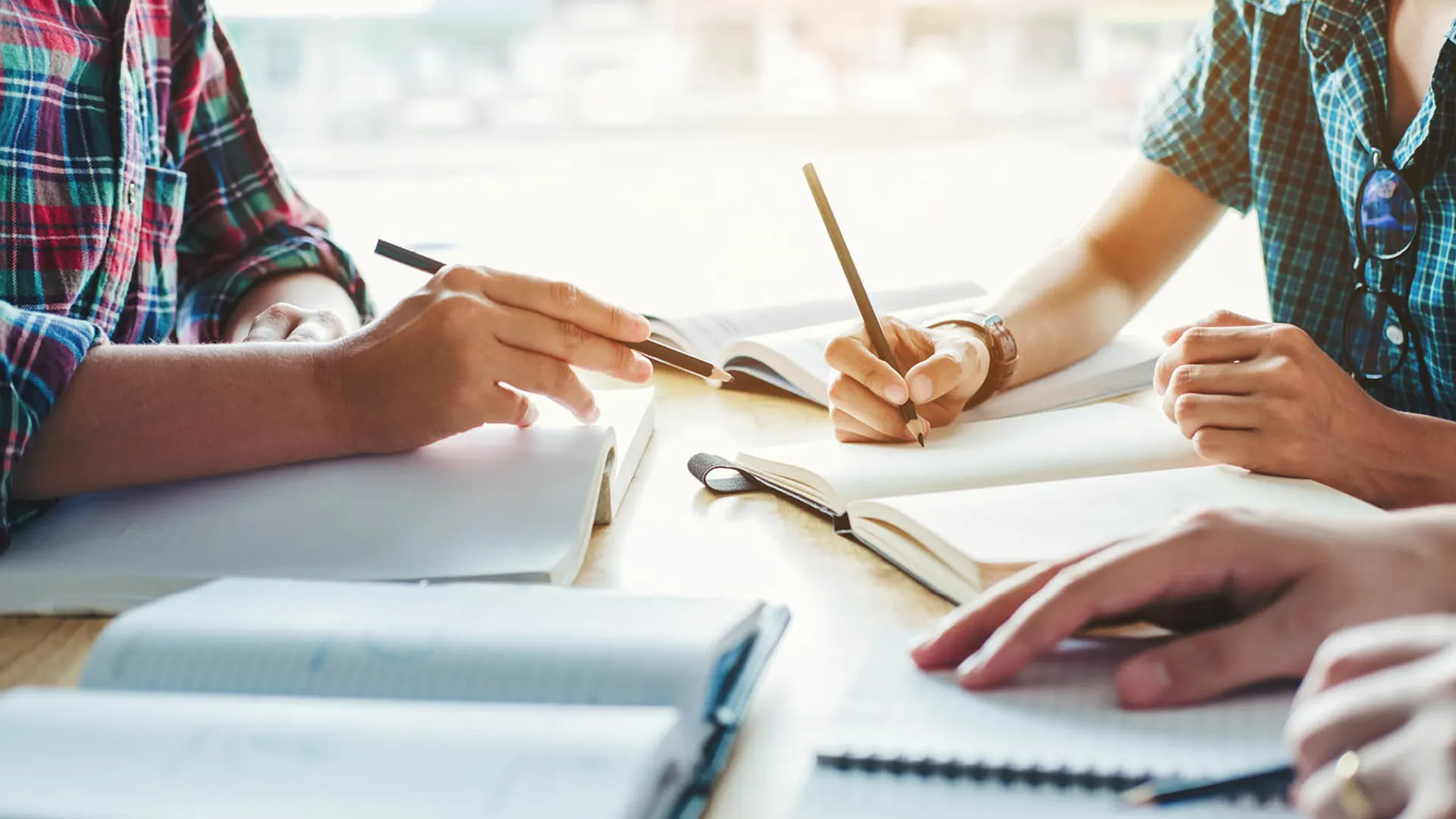 L'Istituto Silvio Pellico è una scuola privata di Roma Nord a Montesacro che organizza corsi di liceo e recupero anni scolastici.