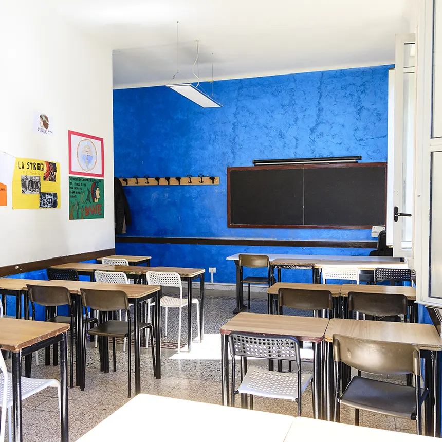 L'istituto Silvio Pellico aiuta gli studenti che hanno richiesto il ritiro da scuola superiore pubblica a non perdere l'anno. Scadenza dei termini il 15 Marzo di ogni anno.